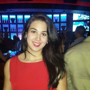 Meet your Posher, Dayana